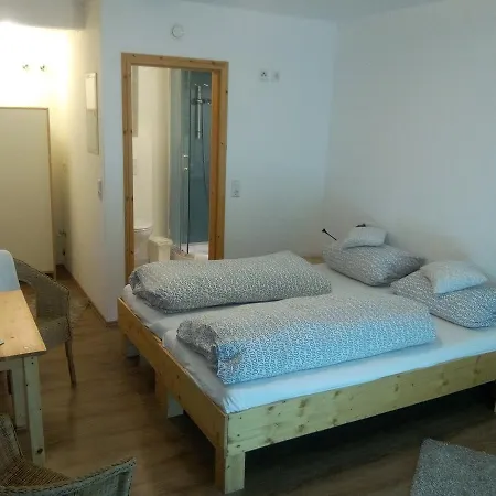 Bed and Breakfast Gaestehaus Siebenschlaefer 2*